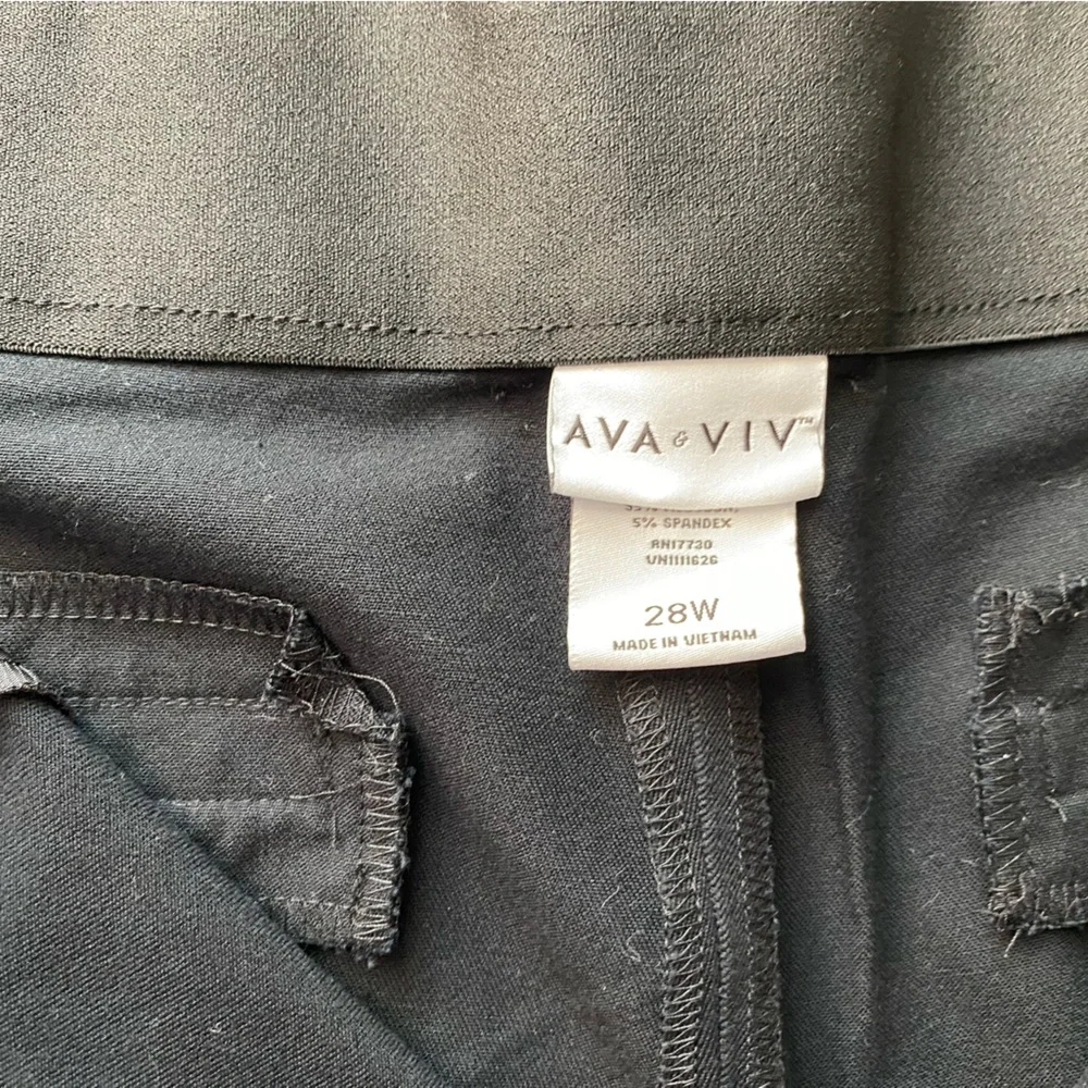 *MUST GO MAKE OFFER* Ava & Viv Pants - Picture 3 of 6